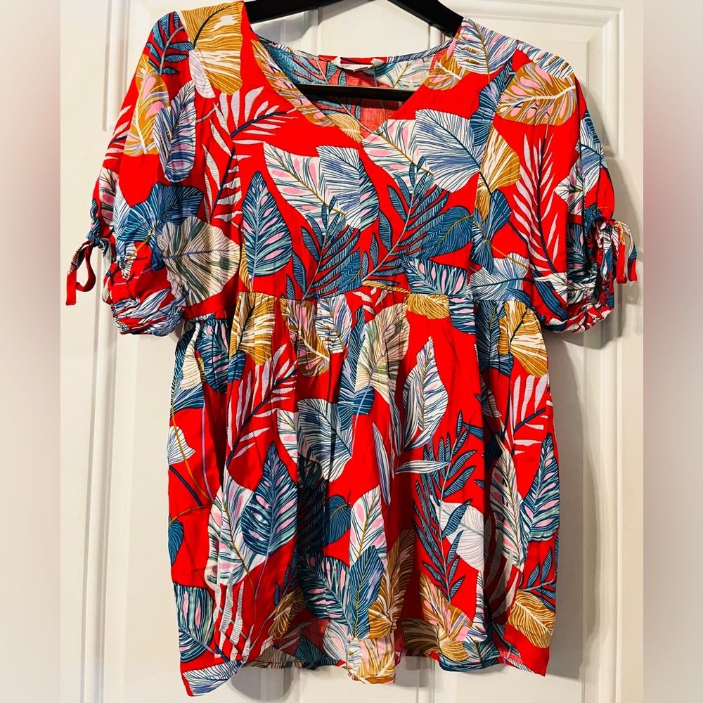 WEEKEND V Neck Short Sleeve Flowy Blouse Oversized Top Women’s S M